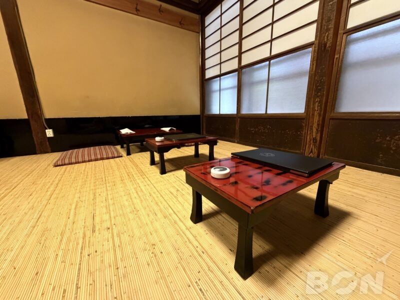 ぼたん 和室の店内 落ち着いた雰囲気