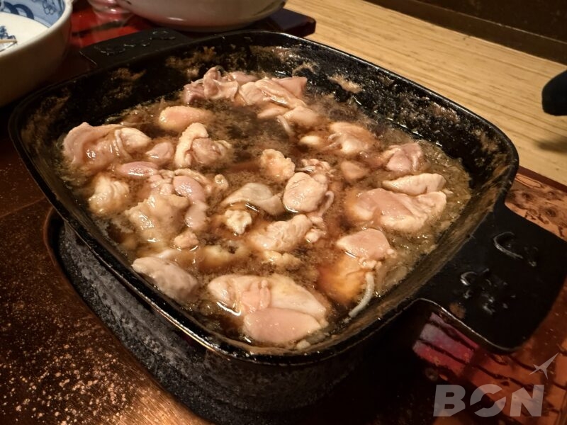 ぼたん つくね 純粋な鶏肉を使ったつくね