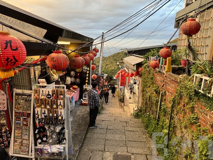 九份 夕方の幻想的な景色