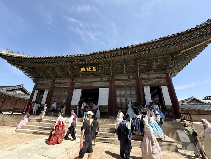 景福宮 守門将交代儀式 全体の様子